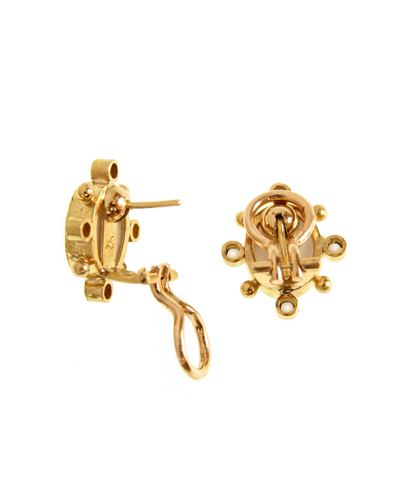 Venetian Glass Intaglio Engraved Crane Earrings Elizabeth Locke Collection