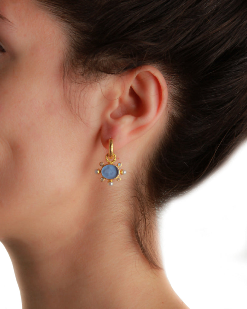 Crystal Venetian Glass Tiny Lion Intaglio Earring Pendants Elizabeth Locke Collection