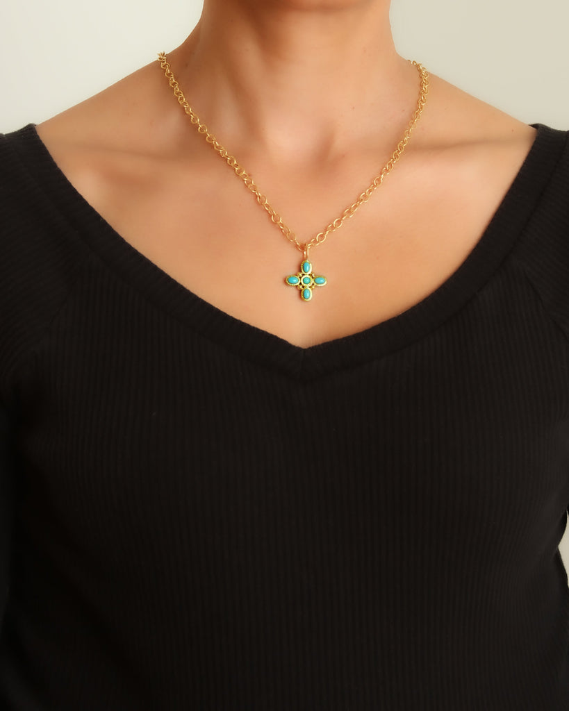 Sleeping Beauty Turquoise Clover Pendant Elizabeth Locke Collection