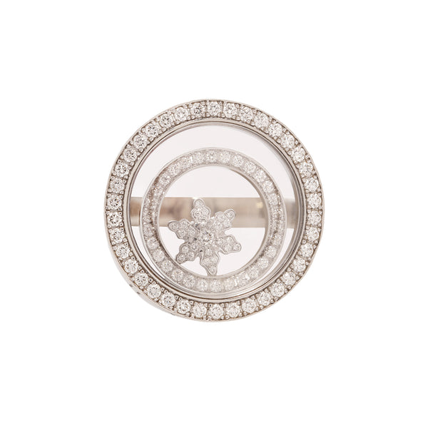 Chopard Happy Spirit ring in 18K white gold with floating diamond snowflake and diamond concentric circles.
