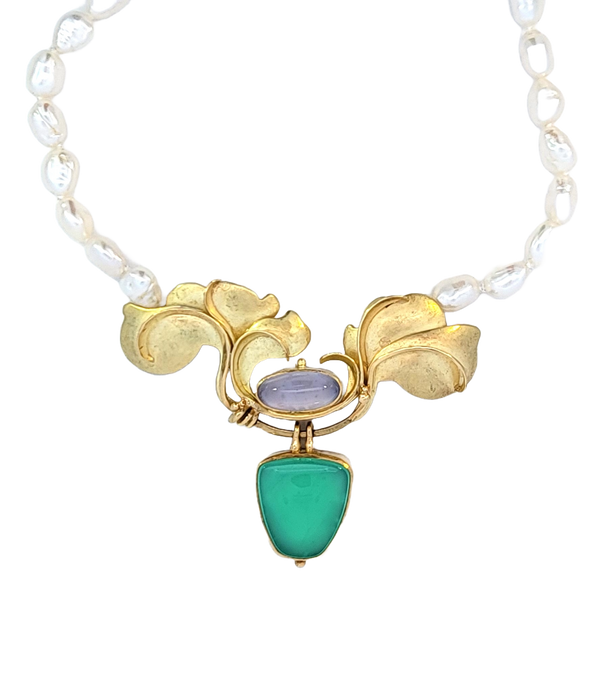Gold Leaf Motif Necklace with Moonstone Green Quartz and Beaded Necklace